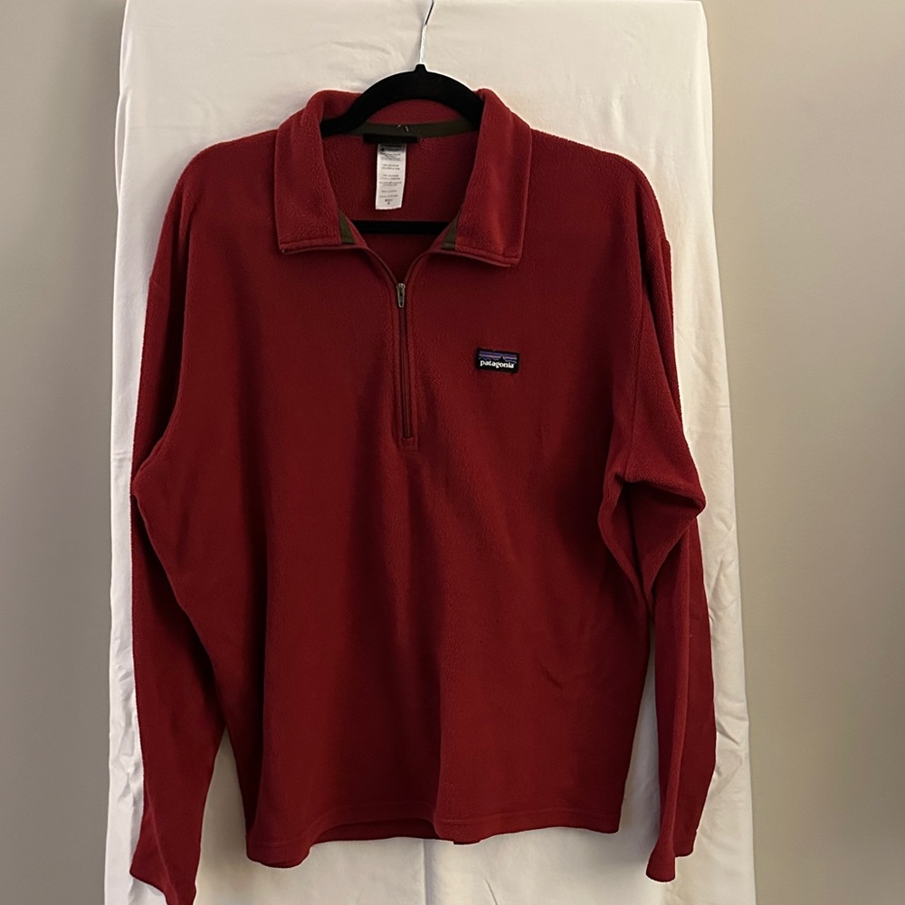 Patagonia Men's Burgundy Zip-Up Sweater